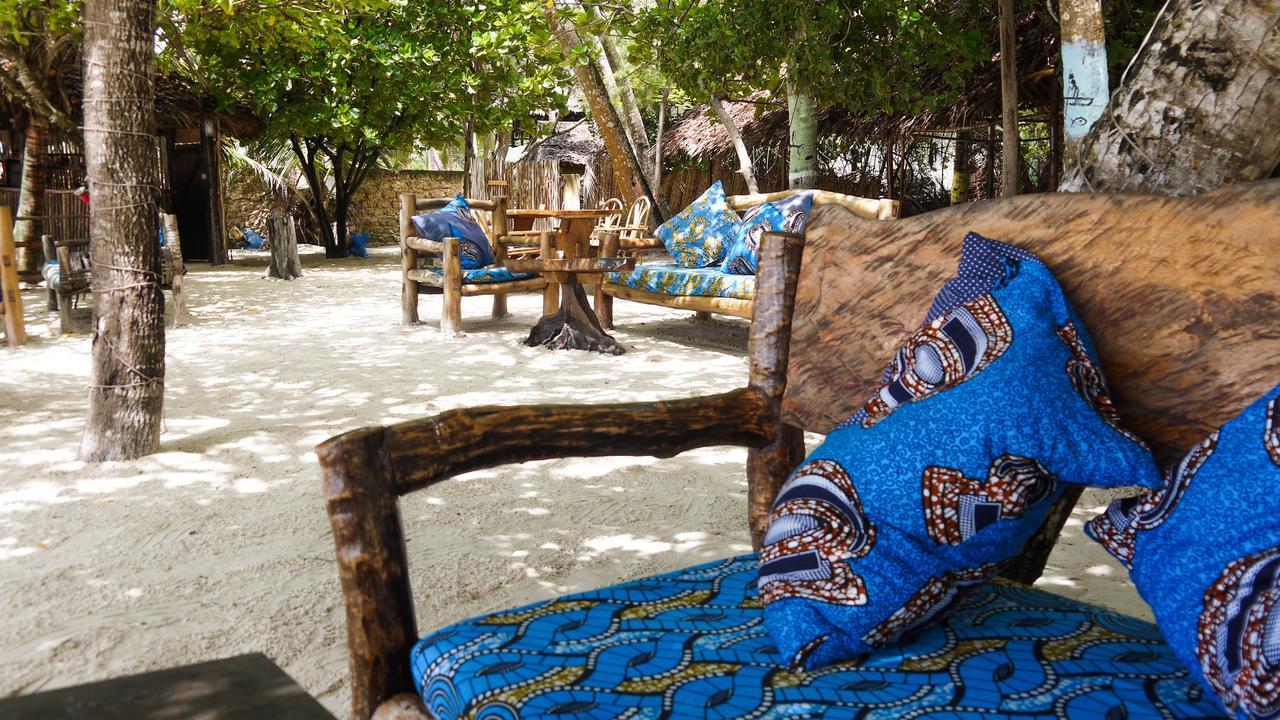 Hostel Soul Breeze Backpackers Diani Diani Beach Exteriér fotografie
