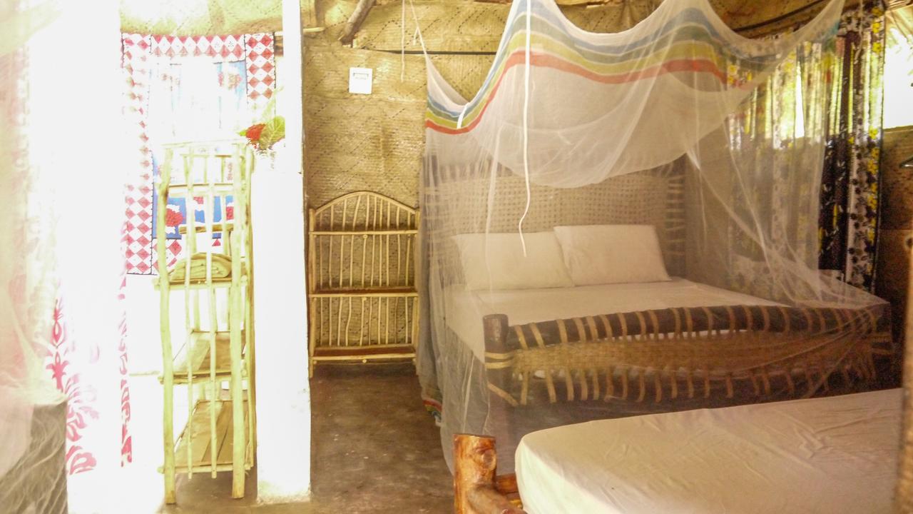 Hostel Soul Breeze Backpackers Diani Diani Beach Exteriér fotografie