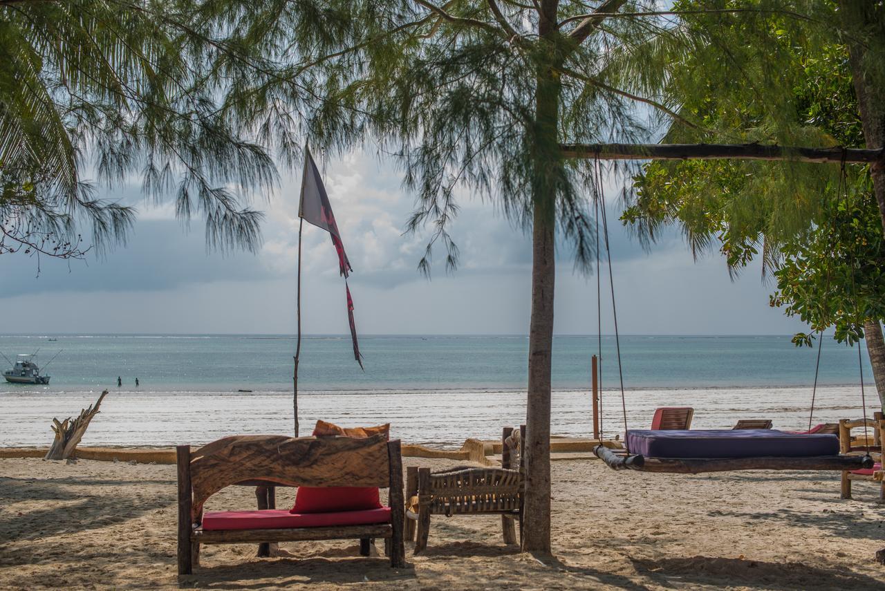 Hostel Soul Breeze Backpackers Diani Diani Beach Exteriér fotografie