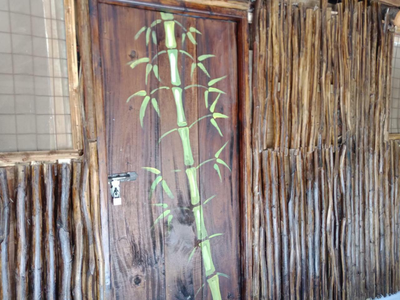 Hostel Soul Breeze Backpackers Diani Diani Beach Exteriér fotografie