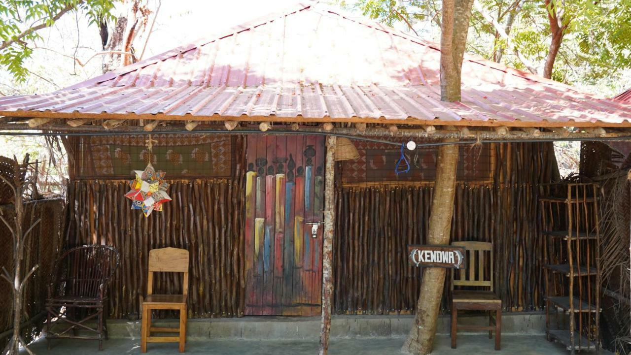 Hostel Soul Breeze Backpackers Diani Diani Beach Exteriér fotografie